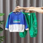 Dječji dvodijelni sportski set za dječaka