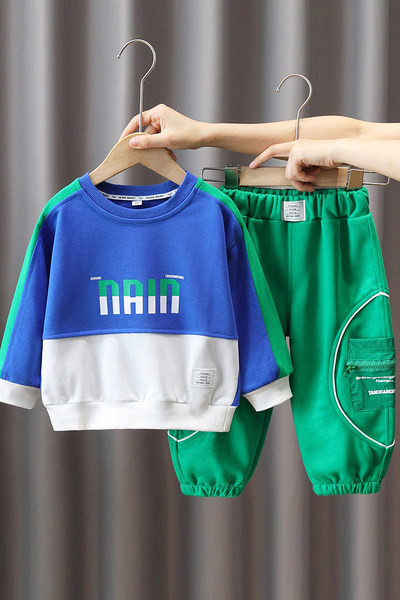 Dječji dvodijelni sportski set za dječaka