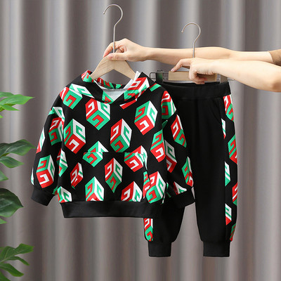 Vaikiškas dviejų dalių komplektas - kelnės ir palaidinė