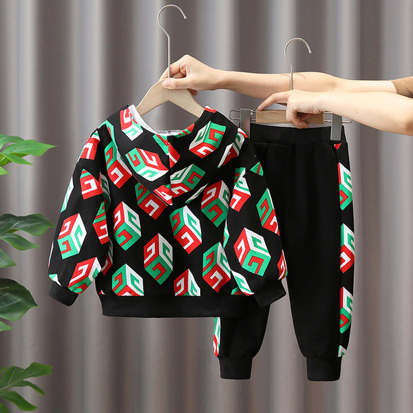 Vaikiškas dviejų dalių komplektas - kelnės ir palaidinė