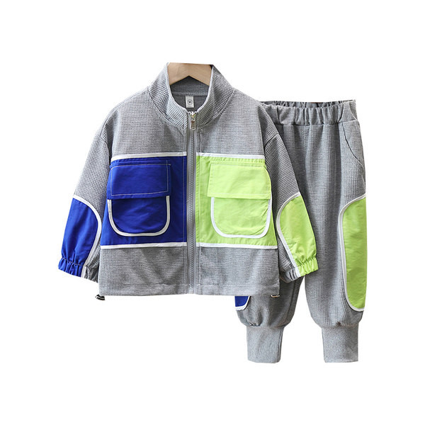 Novi model dječjeg kompleta sa džepom i patentnim zatvaračem