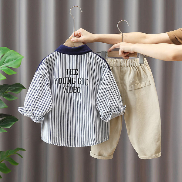 Vaikiškas komplektas berniukams - kelnės su kišene ir marškiniai