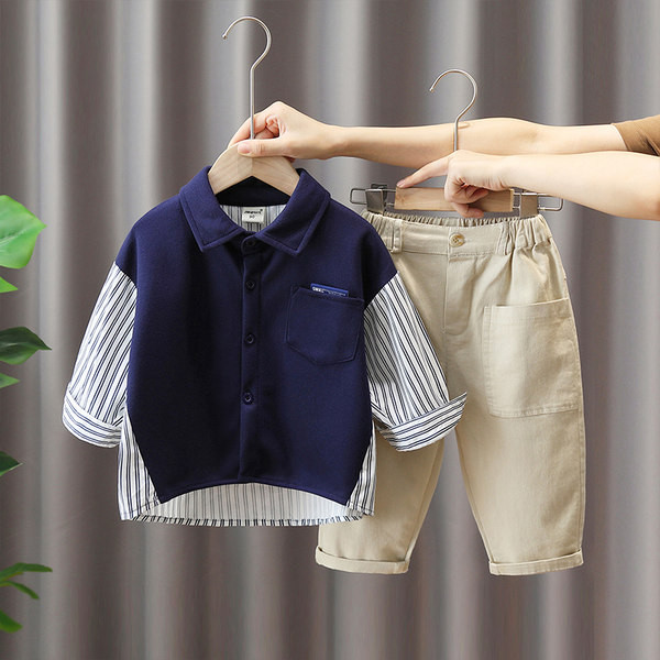 Vaikiškas komplektas berniukams - kelnės su kišene ir marškiniai