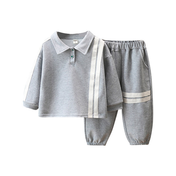 Dviejų dalių sportinis kostiumas berniukams su vamzdeliais