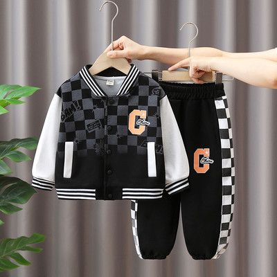 Imbracaminte sport casual imprimata in doua piese pentru baieti