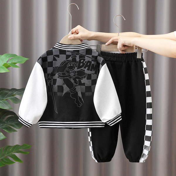 Imbracaminte sport casual imprimata in doua piese pentru baieti