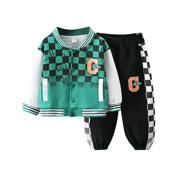 Imbracaminte sport casual imprimata in doua piese pentru baieti