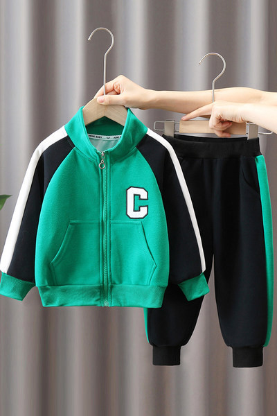 Dvodijelni sportski komplet s patentnim zatvaračem i printom za dječake