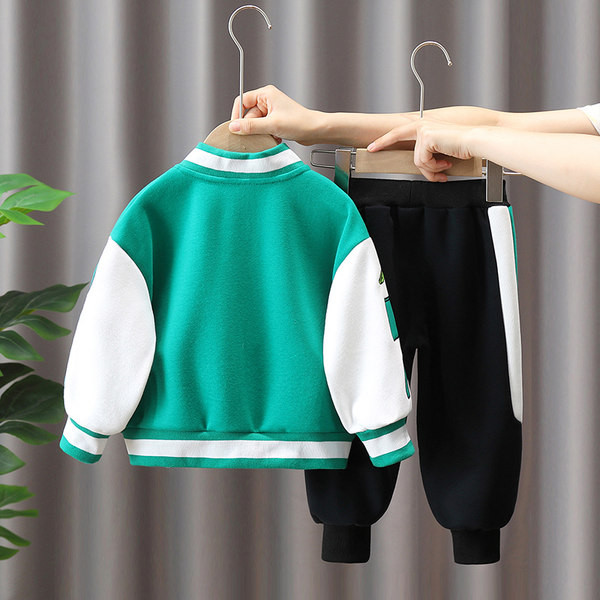 Vaikiškas dviejų dalių rinkinys berniukams