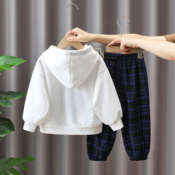 Dječji dvodijelni komplet bluza i hlače