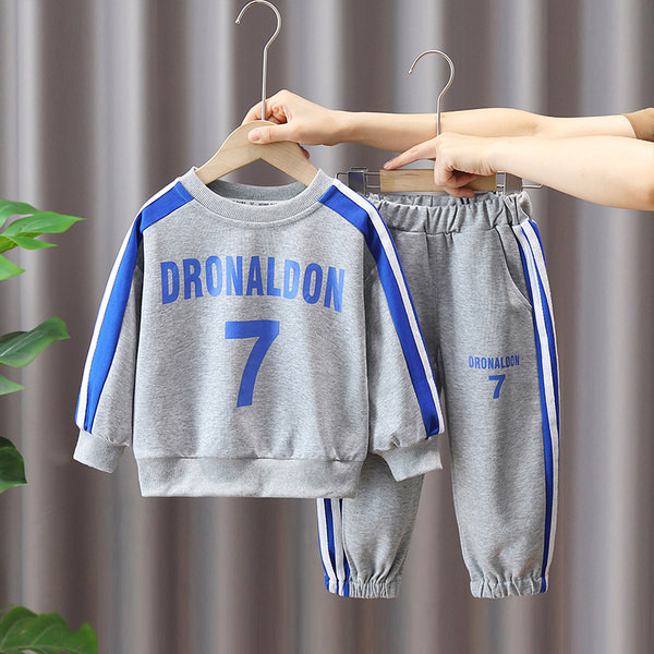 Dječji dvodijelni sportski komplet s printom za dječake