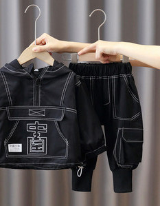 Tinuta sport casual din doua piese cu broderie si buzunar