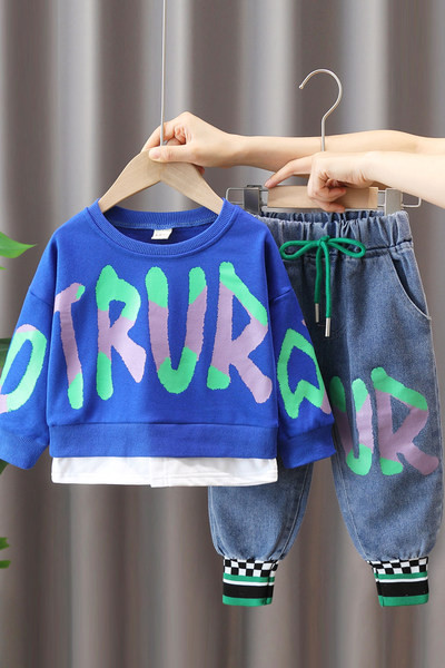 Komplet traperica i bluza s vezicama i printom