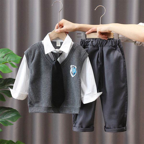 Vaikiškas elegantiškas trijų dalių komplektas su kaklaraiščiu