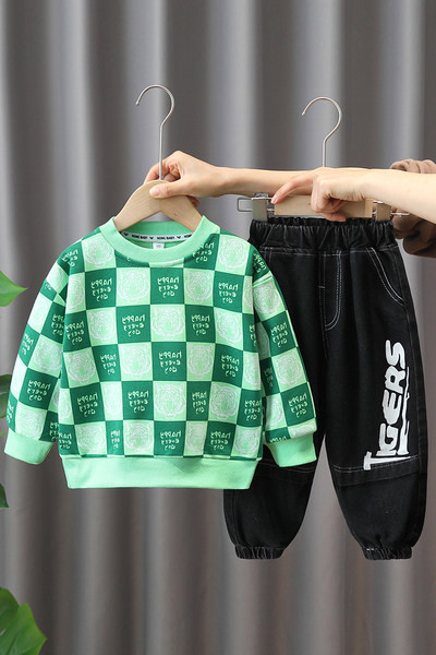 Kasdienis dviejų dalių komplektas – marginta palaidinė ir kelnės