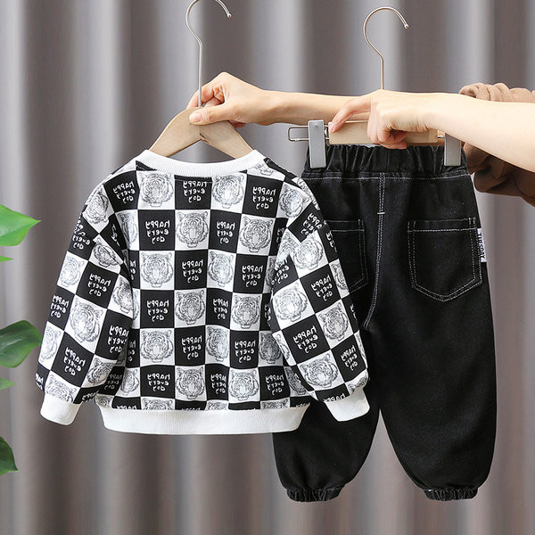 Kasdienis dviejų dalių komplektas – marginta palaidinė ir kelnės