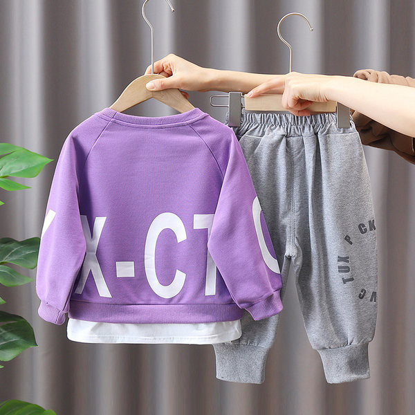 Sportski set za dječake sa natpisom