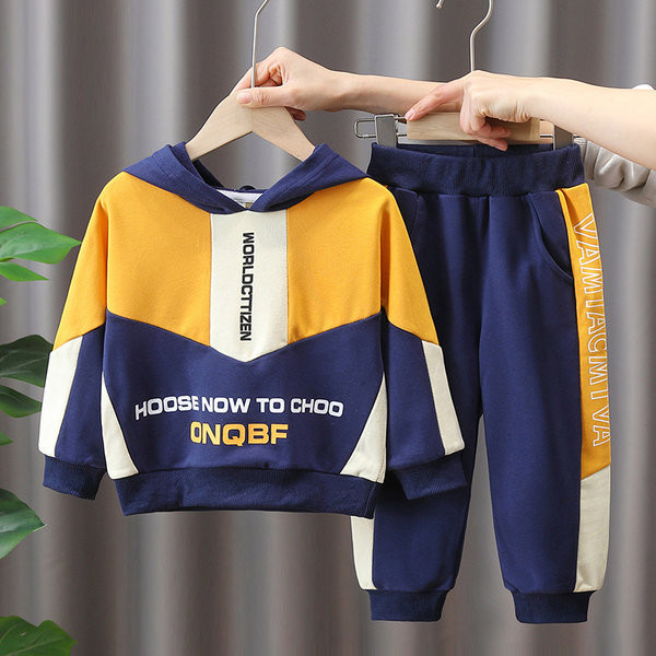 Dvodijelni dječji sportski komplet - hlače i bluza