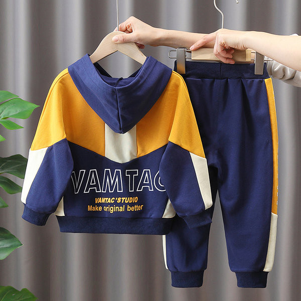 Dvodijelni dječji sportski komplet - hlače i bluza