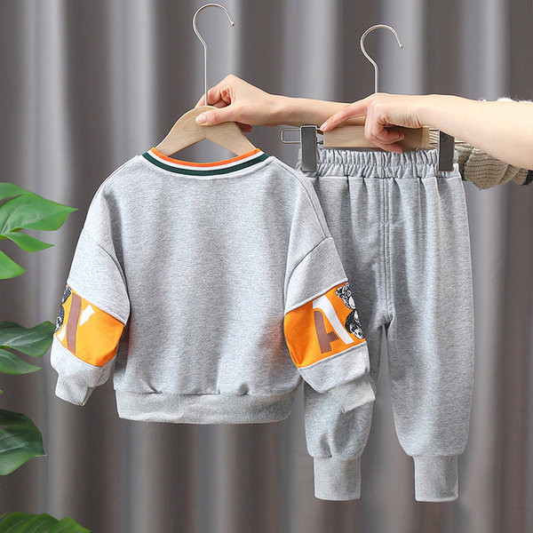 Dviejų dalių vaikiška sportinė apranga berniukams - kelnės ir palaidinė