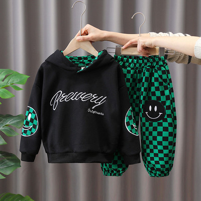 Dječji set za dječake sa natpisom i aplikacijom