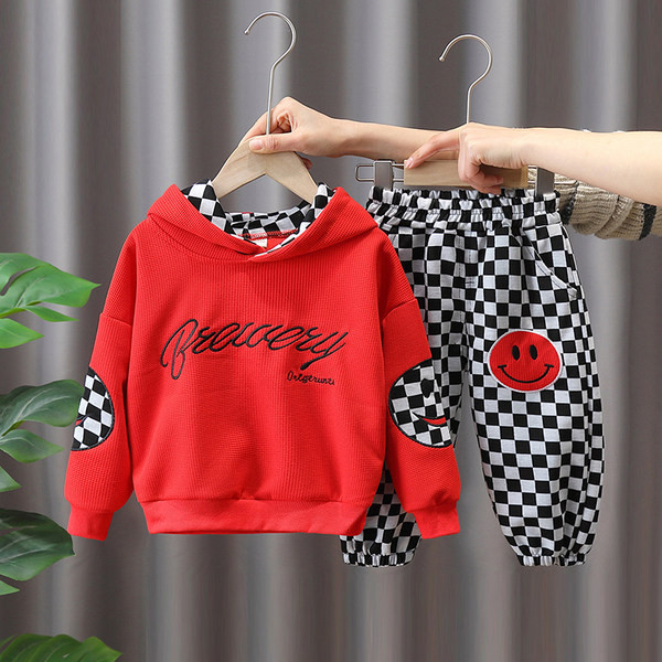 Dječji set za dječake sa natpisom i aplikacijom