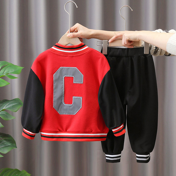 Sportinių kelnių ir striukės rinkinys berniukams su užtrauktuku