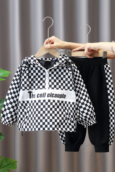 Dječji set s patentnim zatvaračem i kapuljačom