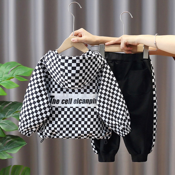 Dječji set s patentnim zatvaračem i kapuljačom