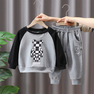 Komplet ležernih hlača i bluze s printom za dječake