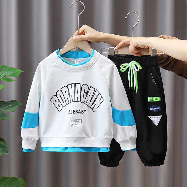 Set copii din doua piese cu sireturi