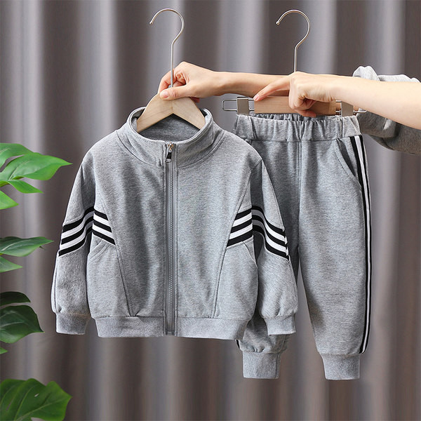 Gyermek őszi kétrészes ruha fiúknak