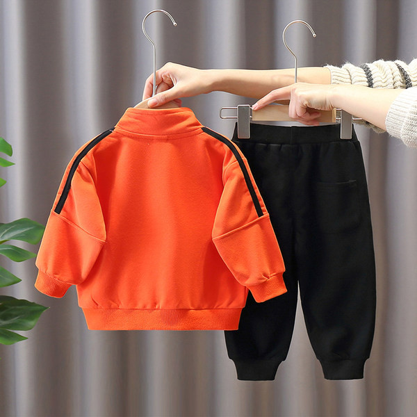 Set sport pentru copii de hanorac cu pantaloni