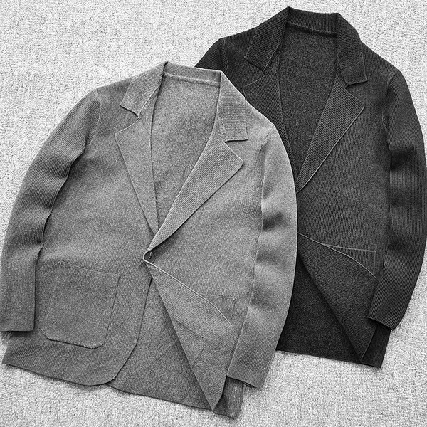 Dviejų spalvų vyriška liemenė su kišene