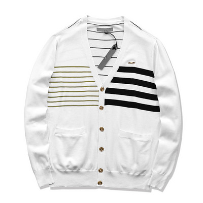 Vyriška liemenė su sagomis