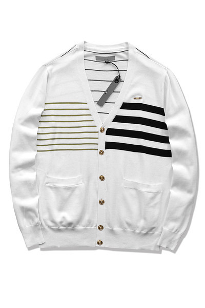 Vyriška liemenė su sagomis