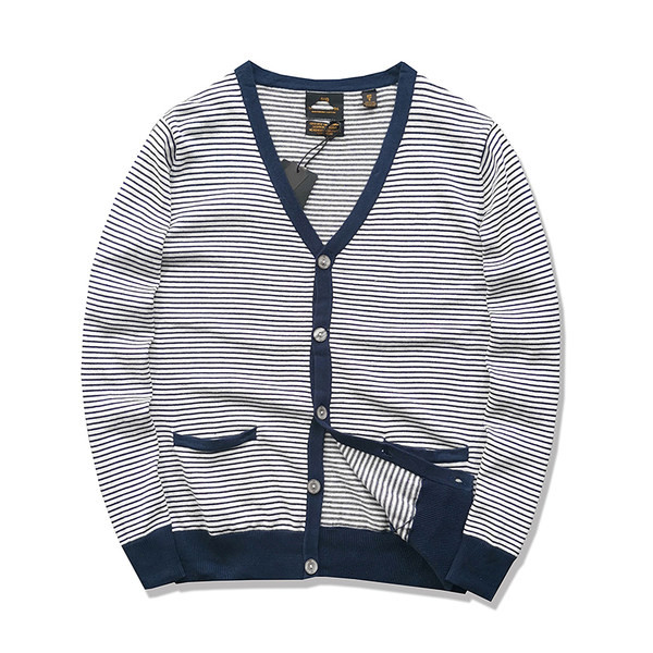 Muški ležerni kardigan s V-izrezom na kopčanje