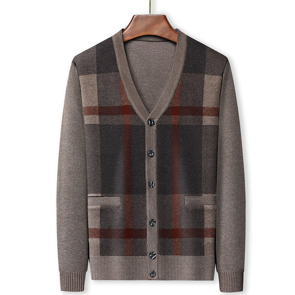 Muški prsluk sa šiljatim izrezom i džepom