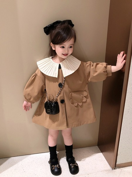 Dječja ležerna haljina s ovratnikom i džepom