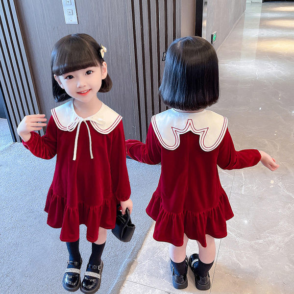 Vaikiška suknelė ilgomis rankovėmis ir apykakle