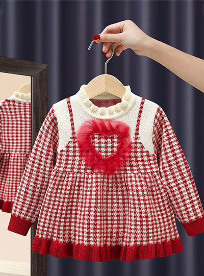 Lányok kockás hosszú ujjú ruha