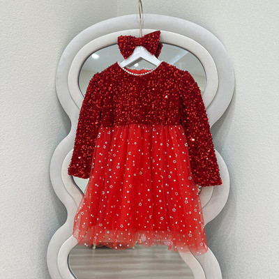 Rochie moderna cu maneci lungi si decor cu paiete