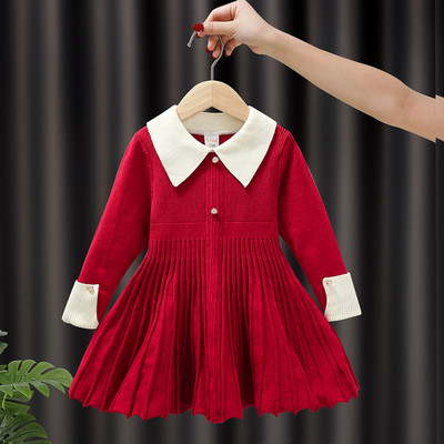 Dječja pletena haljina s dugim rukavima