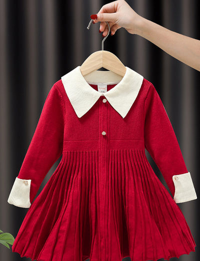 Dječja pletena haljina s dugim rukavima