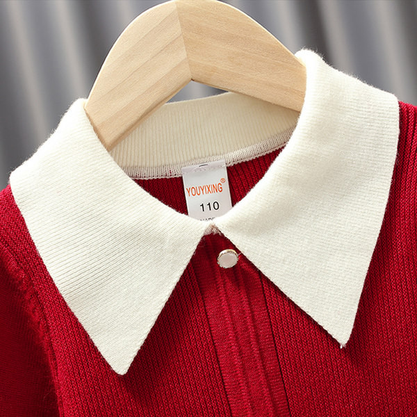 Dječja pletena haljina s dugim rukavima