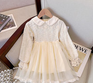 Naujo modelio vaikiška kirpimo suknelė su tiuliu