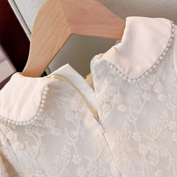 Naujo modelio vaikiška kirpimo suknelė su tiuliu