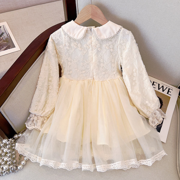 Naujo modelio vaikiška kirpimo suknelė su tiuliu