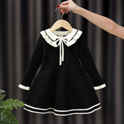 Dječja jesenska haljina s dugim rukavima i kragnom