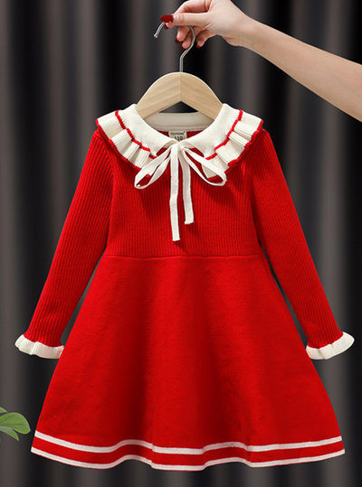 Dječja jesenska haljina s dugim rukavima i kragnom